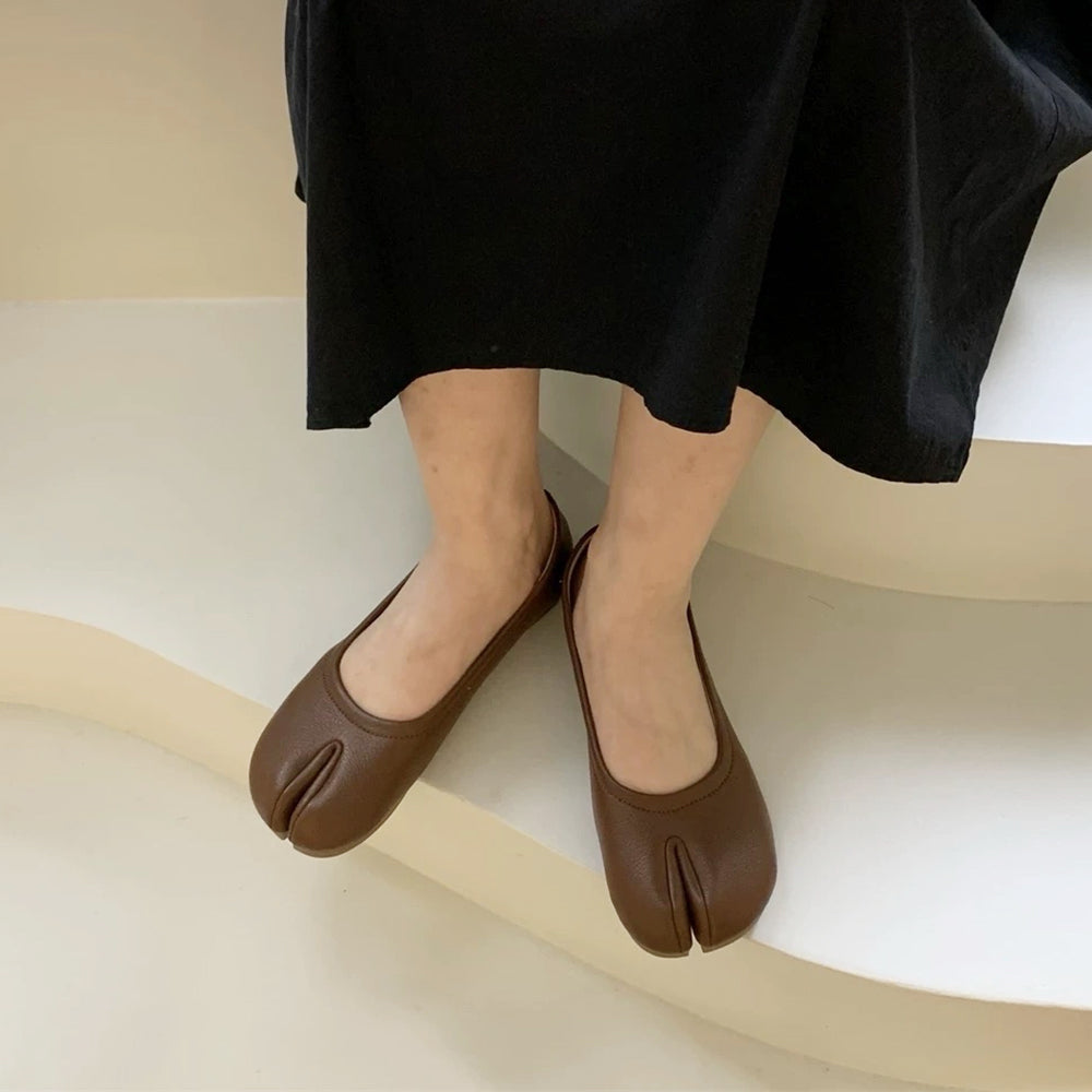 Dancing Life Tabi Ballet Flats