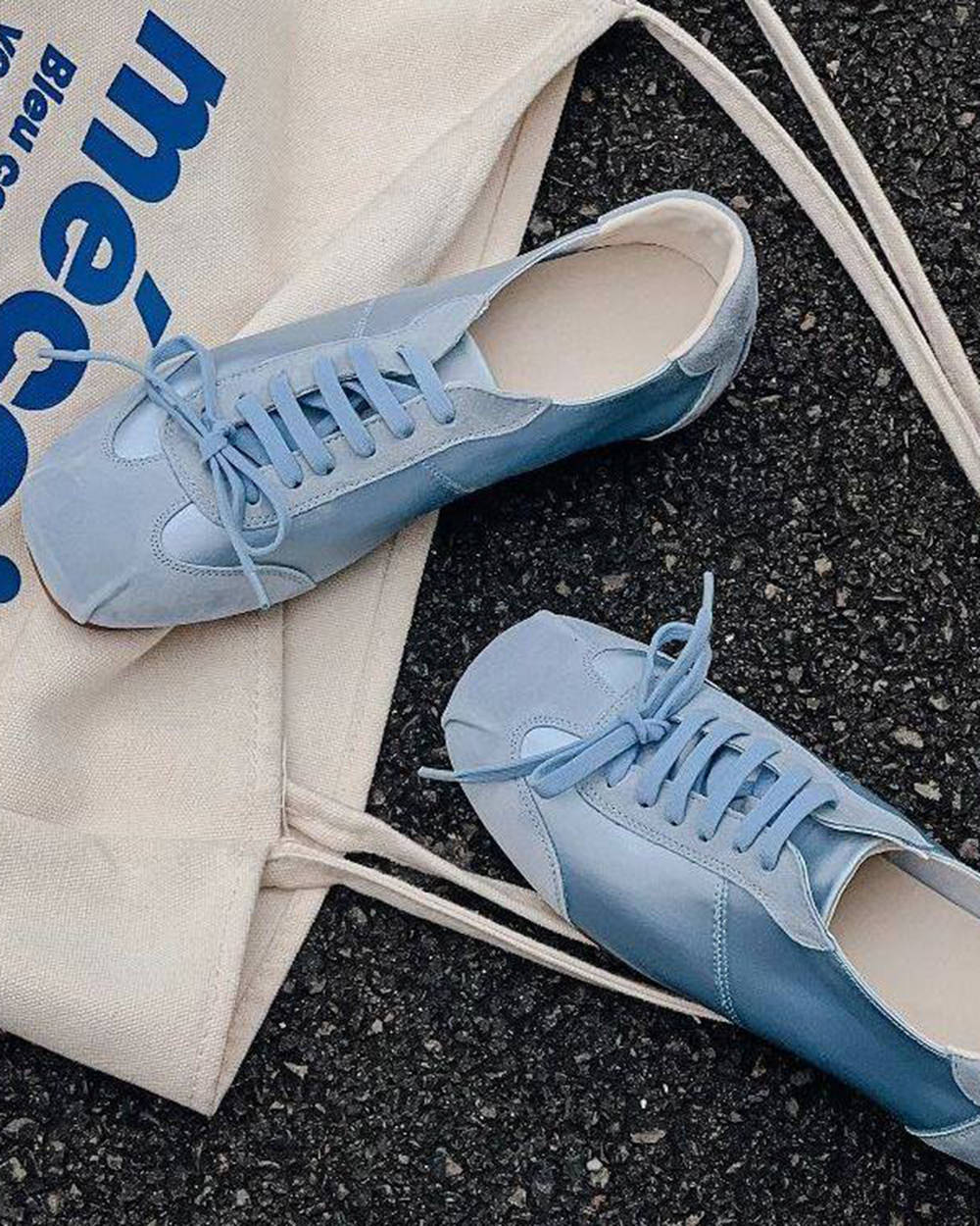 Ballerina Core Bow Sneakers