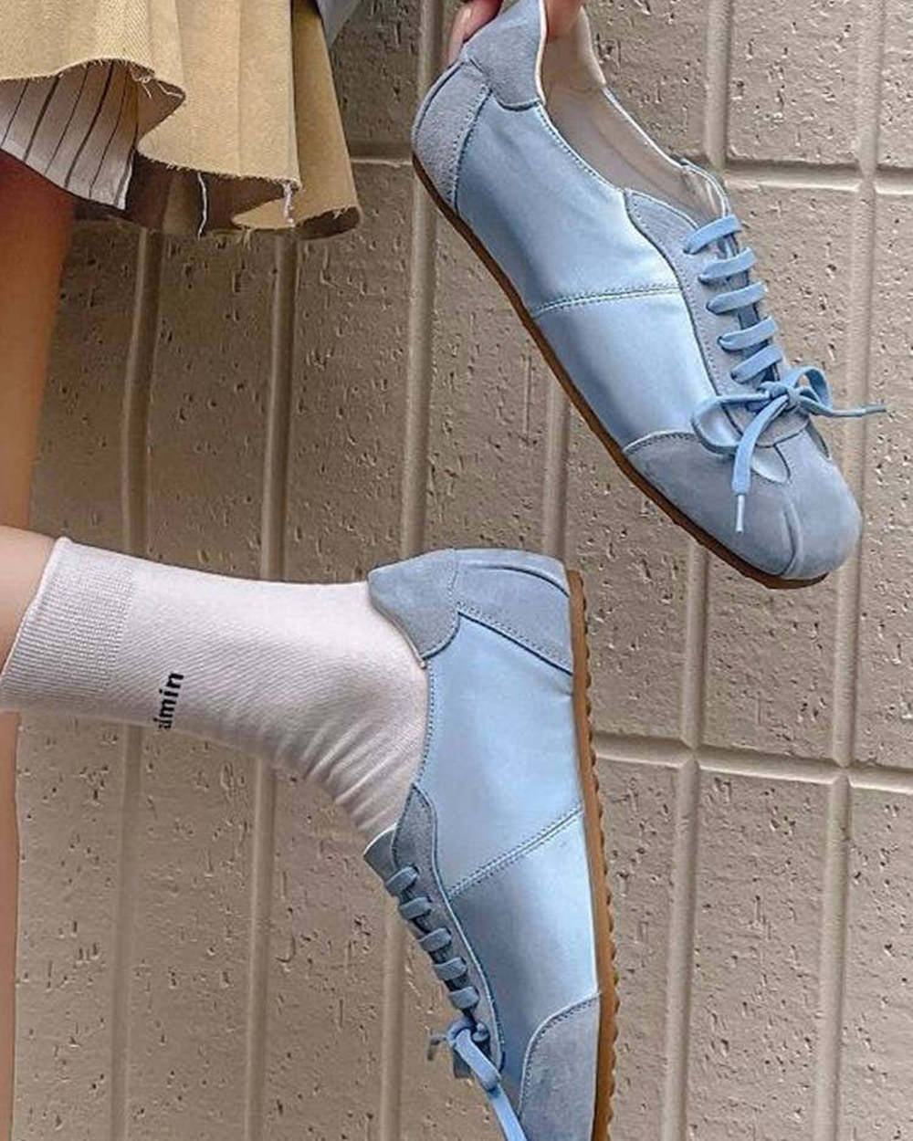 Ballerina Core Bow Sneakers
