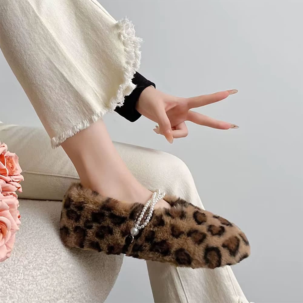 Faux Fur Leopard Slippers
