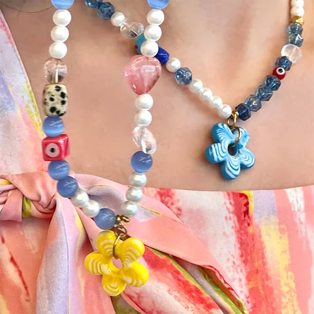 Indie Kid Flower Beaded Necklace