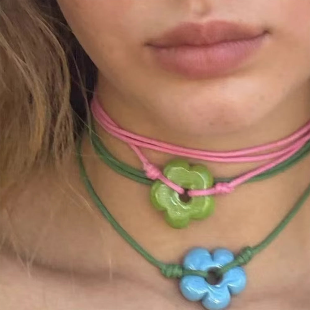 Indie Kid Flower Cord Necklace