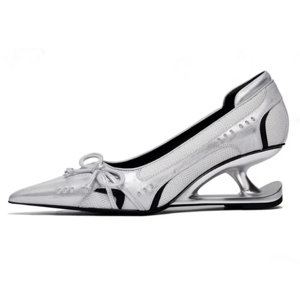 Camera Ready Pointed-Toe Arch Heels