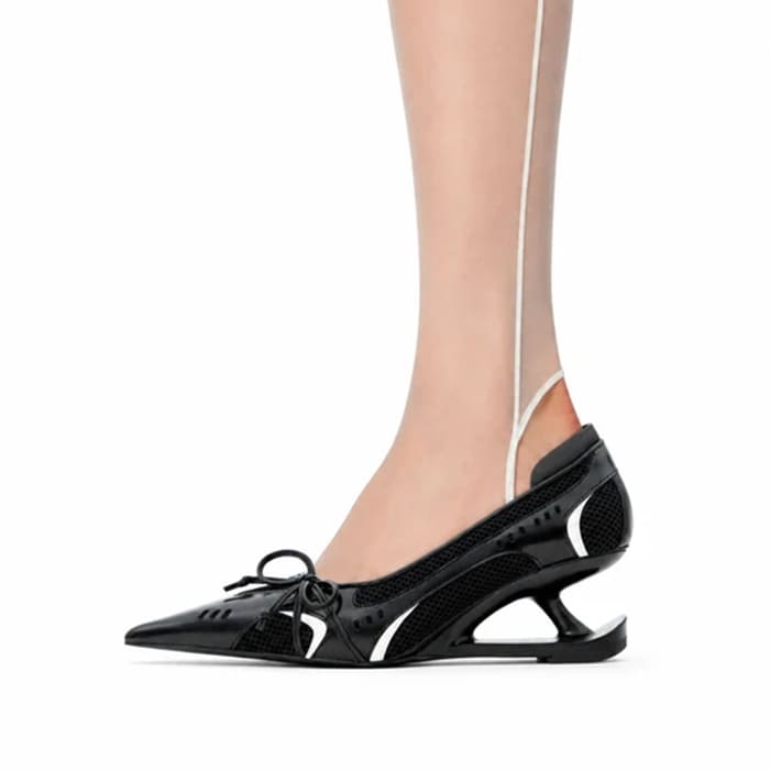 Camera Ready Pointed-Toe Arch Heels