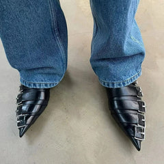 Paris Meeting Pointed Toe Buckle Boots