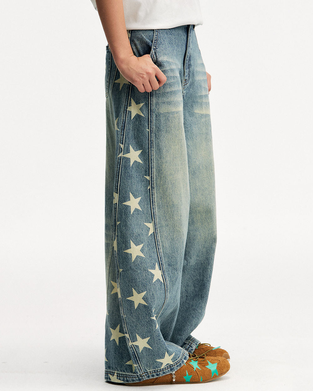 Star Print Barrel Jeans